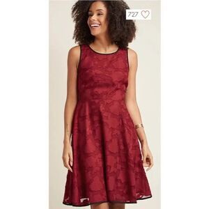ModCloth Women’s Size XS Fit and Flare Retro Dress Red Knee Length Floral Lace
